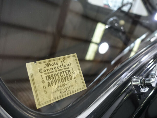 1950 Packard Deluxe Eight Touring Sedan - photo 6