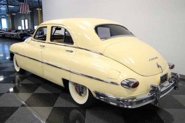1950 Packard Eight Touring Sedan - photo 10