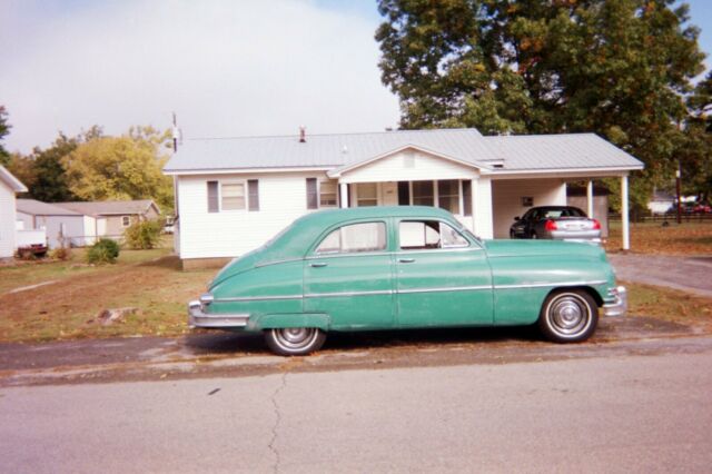 1950 Packard Deluxe Eight 4 door sedan - photo 2
