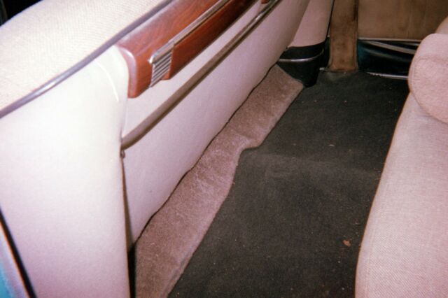 1950 Packard Deluxe Eight 4 door sedan - photo 8