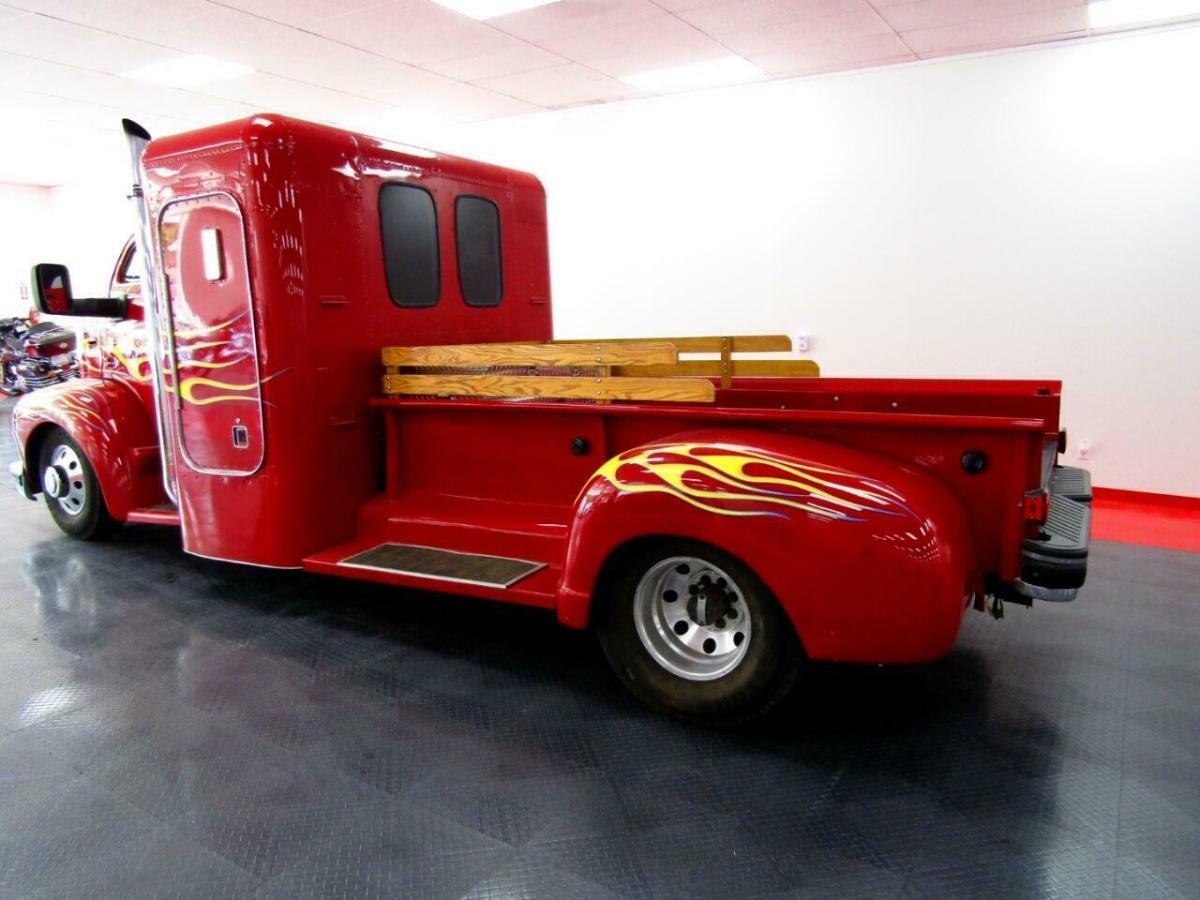 1950 Ford F-350 XL Cab & Chassis 2D - photo 2