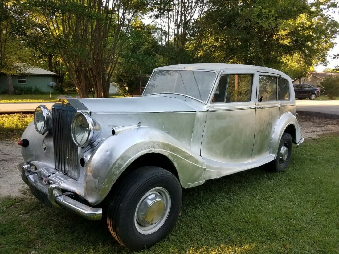 1950 Rolls Royce Silver Wraith Cummins Swapped Limousine 1950 Rolls-Royce Touring Limousine