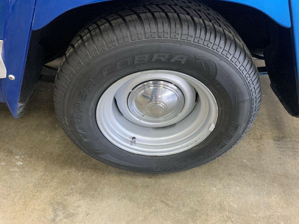 1950 Willys Jeepster - photo 11