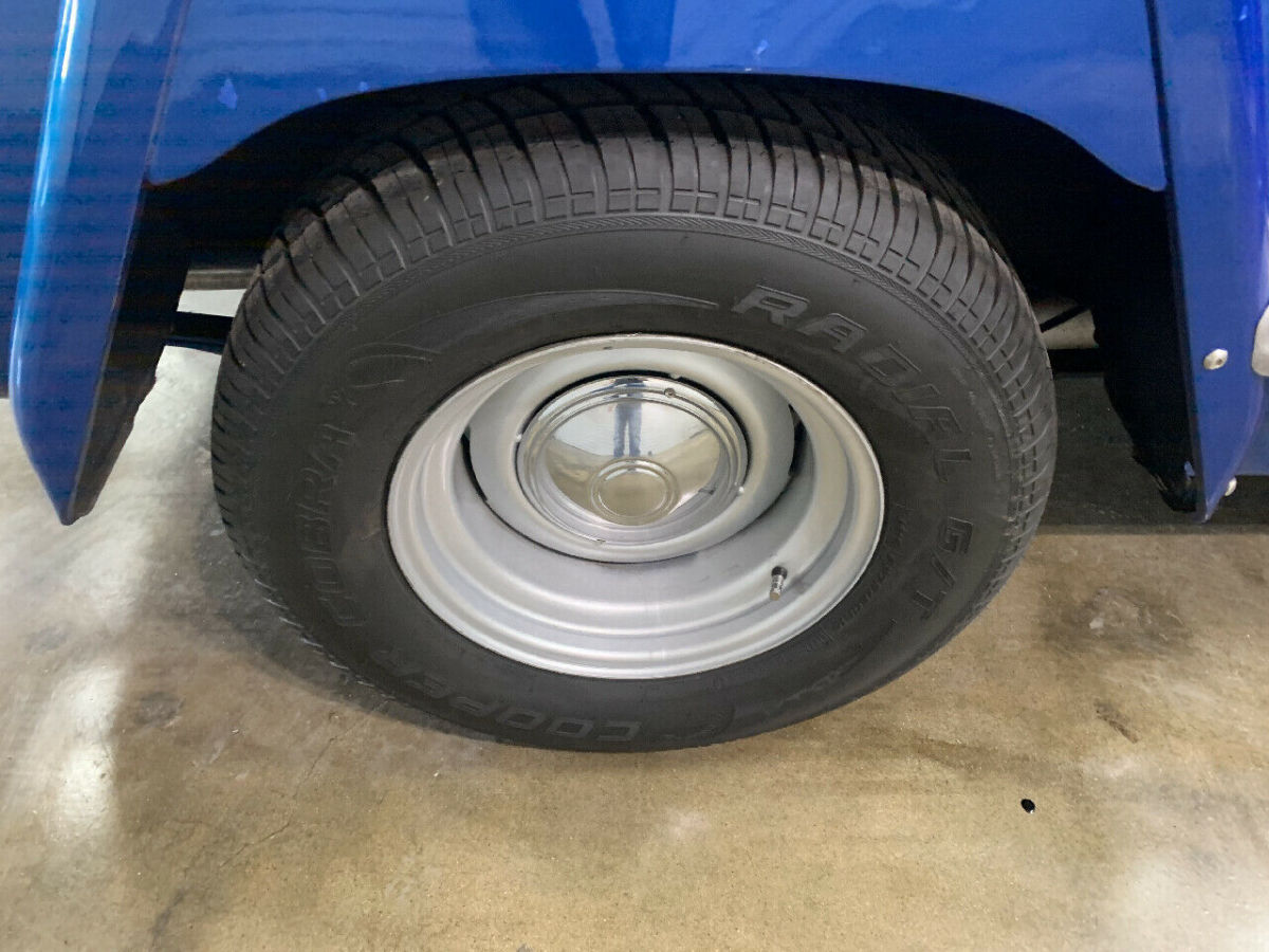 1950 Willys Jeepster - photo 8