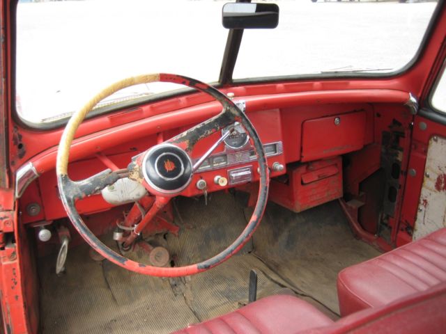1950 Willys Jeepster - photo 12