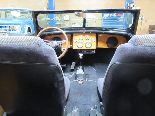 1950 Willys Jeepster - photo 6