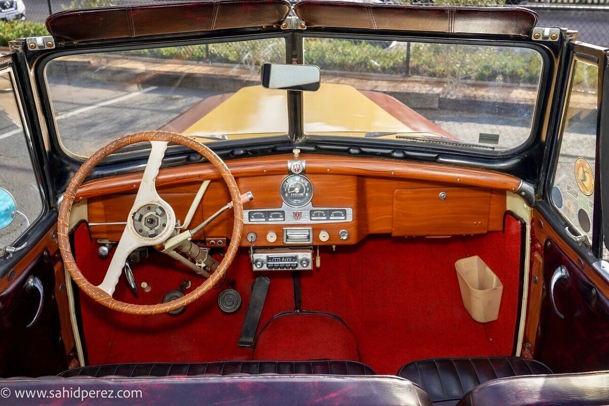 1950 Willys Jeepster - photo 5