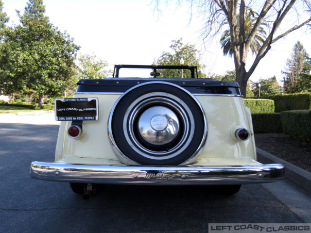 1950 Willys Custom Jeepster - photo 7
