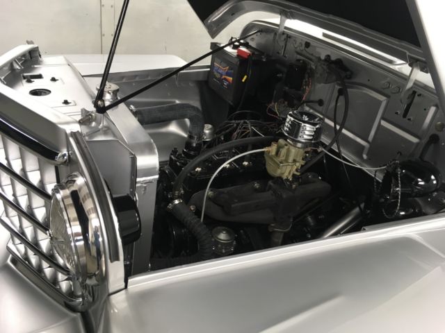 1950 Willys Deluxe Jeepster - photo 5