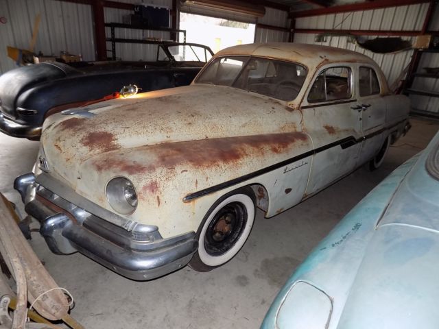 1951 Lincoln sedan - photo 2