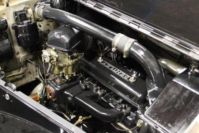 1951 Bentley Mark VI Leather Seats, Sunroof - photo 9
