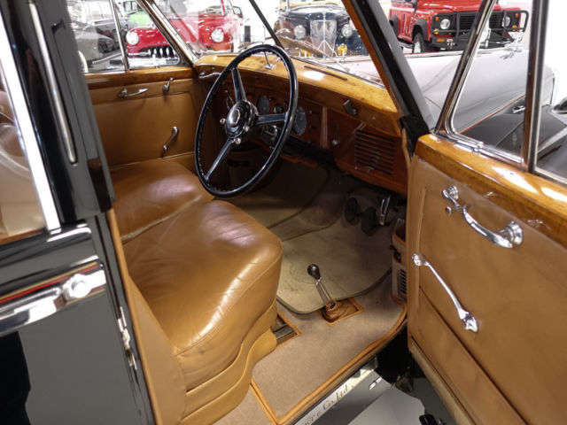 1951 Bentley Mark VI Light Weight Sports Saloon by H.J. Mulliner - photo 7