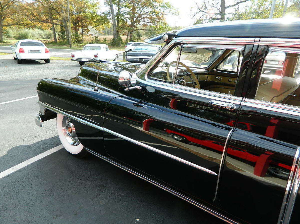 1951 Cadillac Fleetwood Sixty Special - photo 3