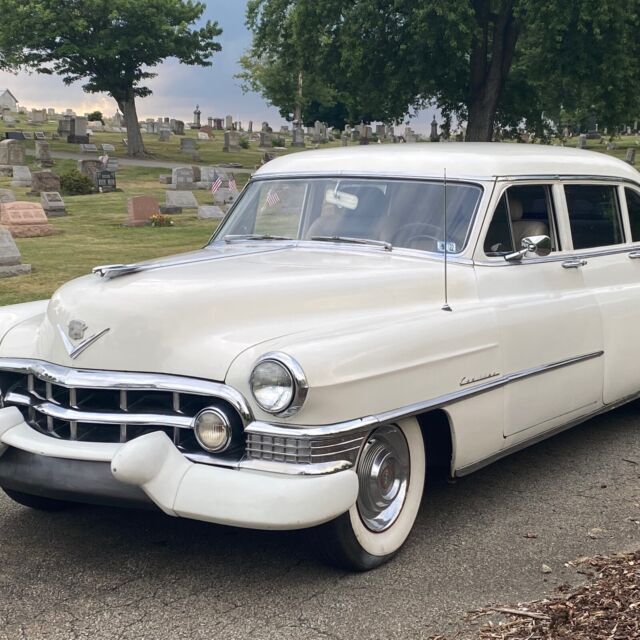 1951 Cadillac Series 75 limousine - photo 2