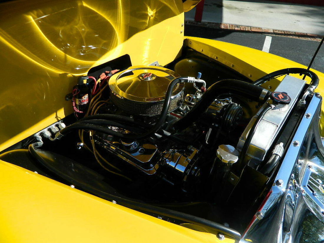 1951 Chevrolet C-10 Street - Hot Rod - photo 12