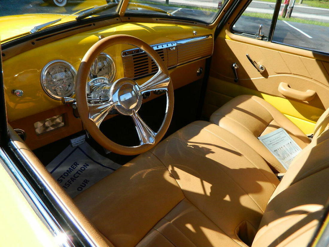 1951 Chevrolet C-10 Street - Hot Rod - photo 9