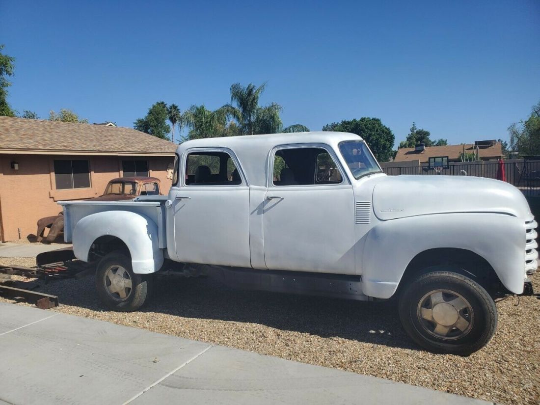 1951 CHEVROLET CREW CAB 5 WINDOW ON 1996 CHEVROLET SILVERADO 4X4 CHASSIS 1951 Chevrolet Other Pickups