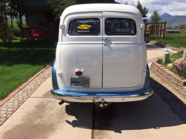 1951 Chevrolet Suburban - photo 6