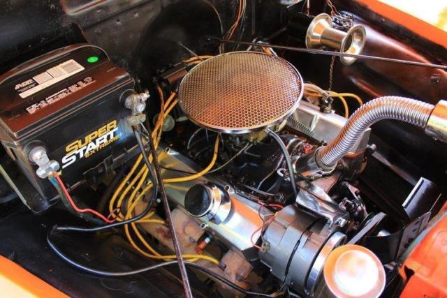 1951 Chevrolet Suburban -- - photo 8