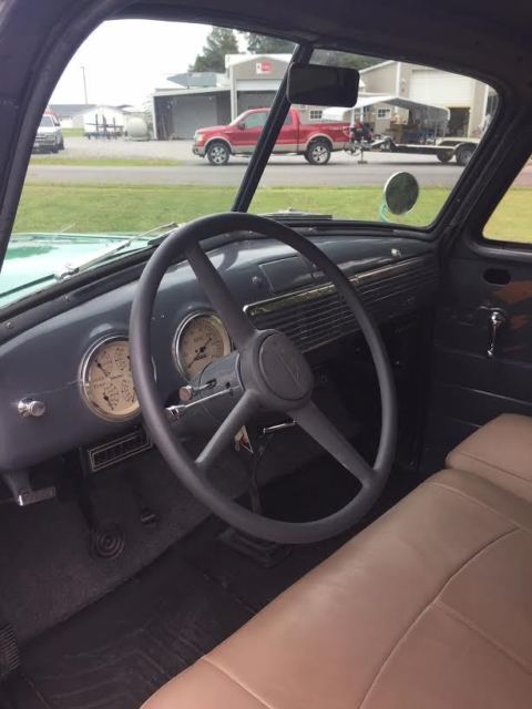 1951 Chevrolet Suburban - photo 7