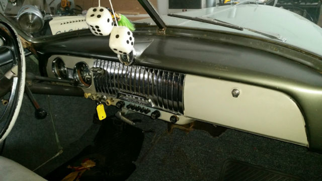 1951 Chevrolet Sedan - photo 11