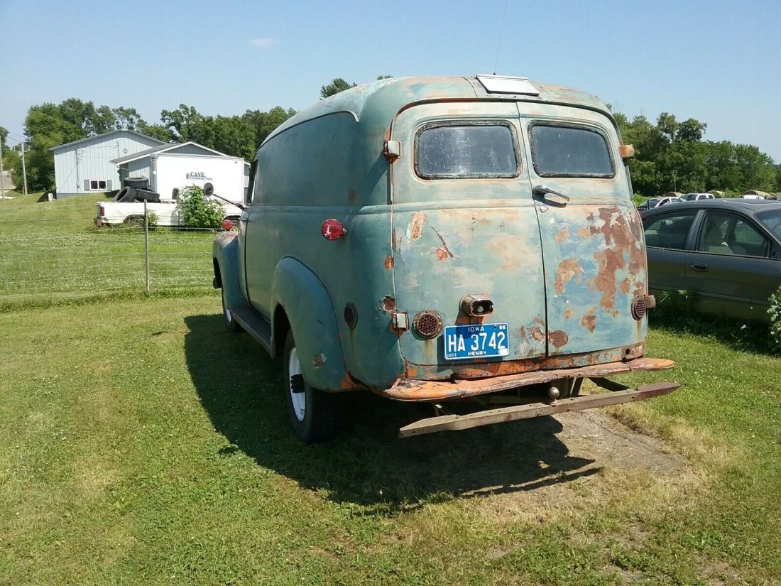 1951 Chevrolet Suburban - photo 8