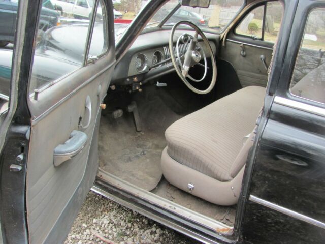 1951 Chevrolet deluxe - photo 13