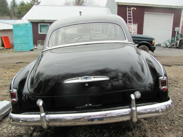 1951 Chevrolet deluxe - photo 3