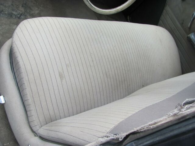 1951 Chevrolet deluxe - photo 6