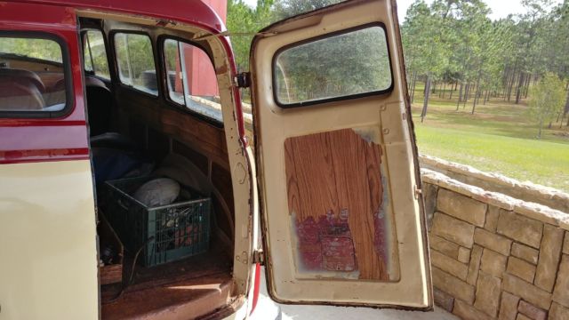 1951 Chevrolet Suburban 3100 - photo 4