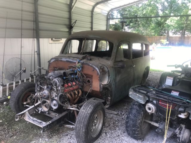 1951 Chevrolet Suburban - photo 2