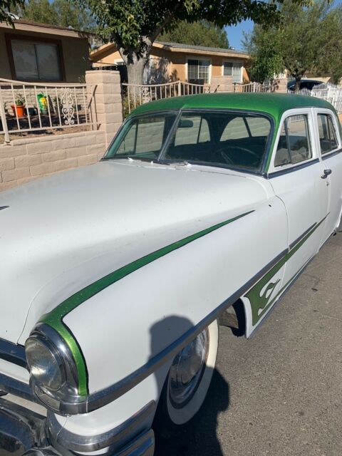 1951 Chrysler New Yorker - photo 2