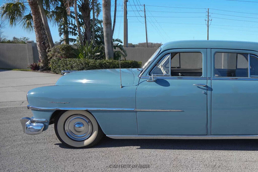 1951 Chrysler Saratoga - photo 4