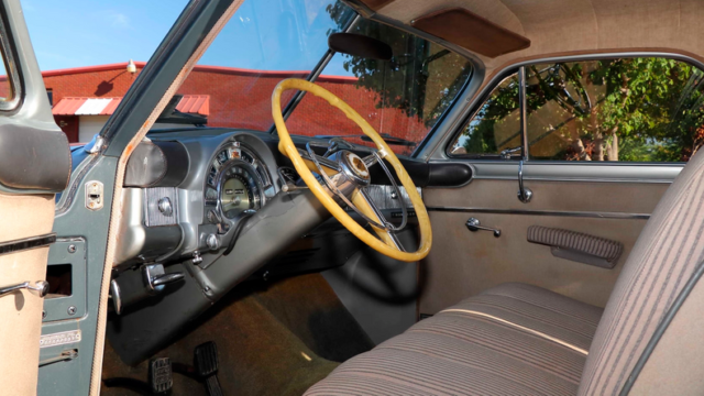 1951 Chrysler Windsor 2 DOOR CLUB COUPE - photo 9