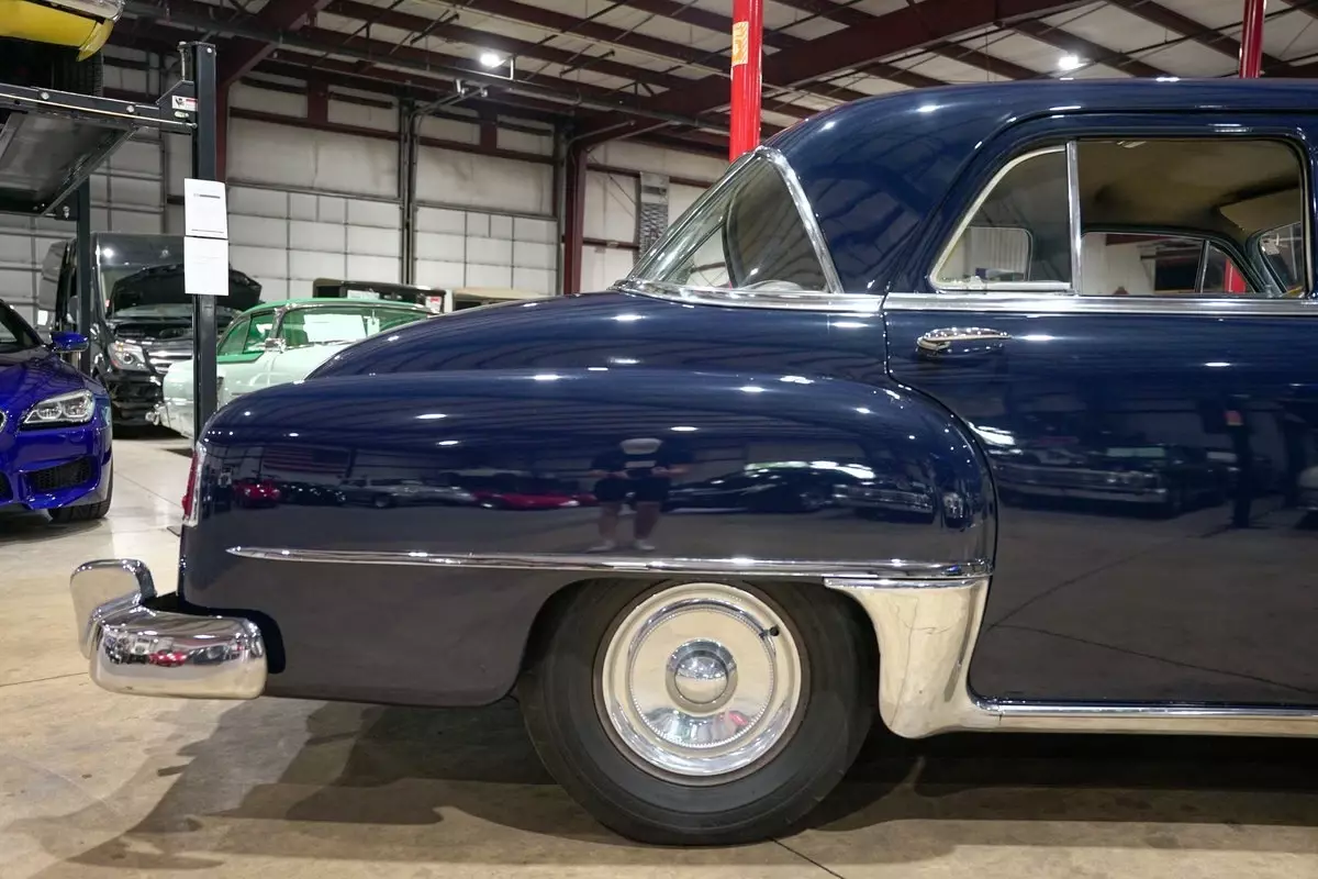 1951 Chrysler Windsor Deluxe - photo 9