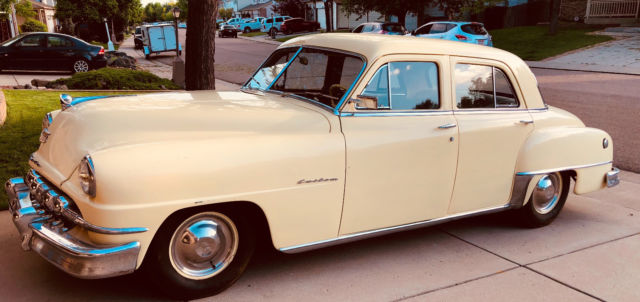 1951 DeSoto 4-door Custom Sedan - photo 2