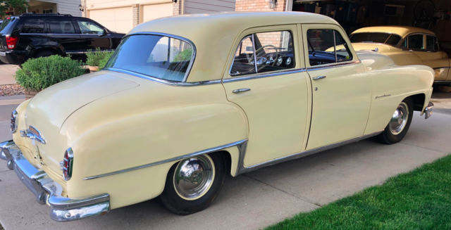 1951 DeSoto 4-door Custom Sedan - photo 3