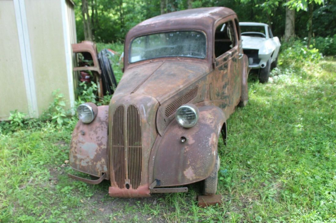1951 Ford Anglia - photo 2