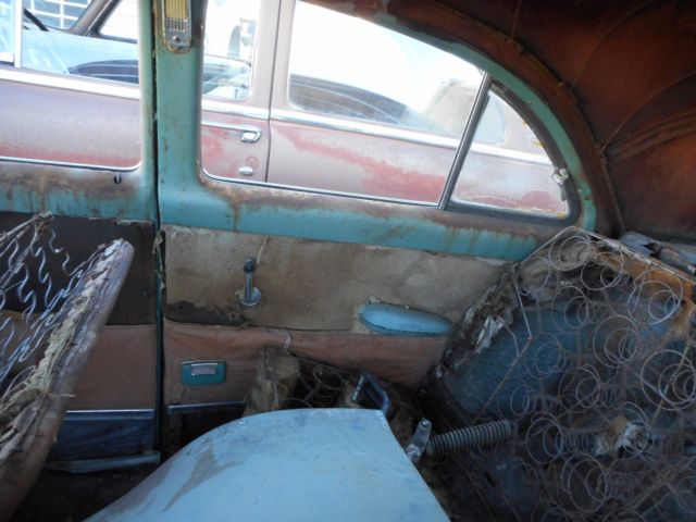 1951 Ford CRESTLINER - photo 4