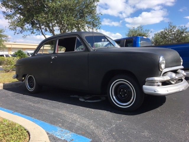 1951 Ford Custom 2DR - photo 2
