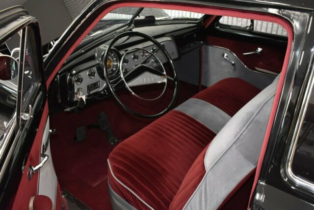 1951 Ford Coupe - photo 2