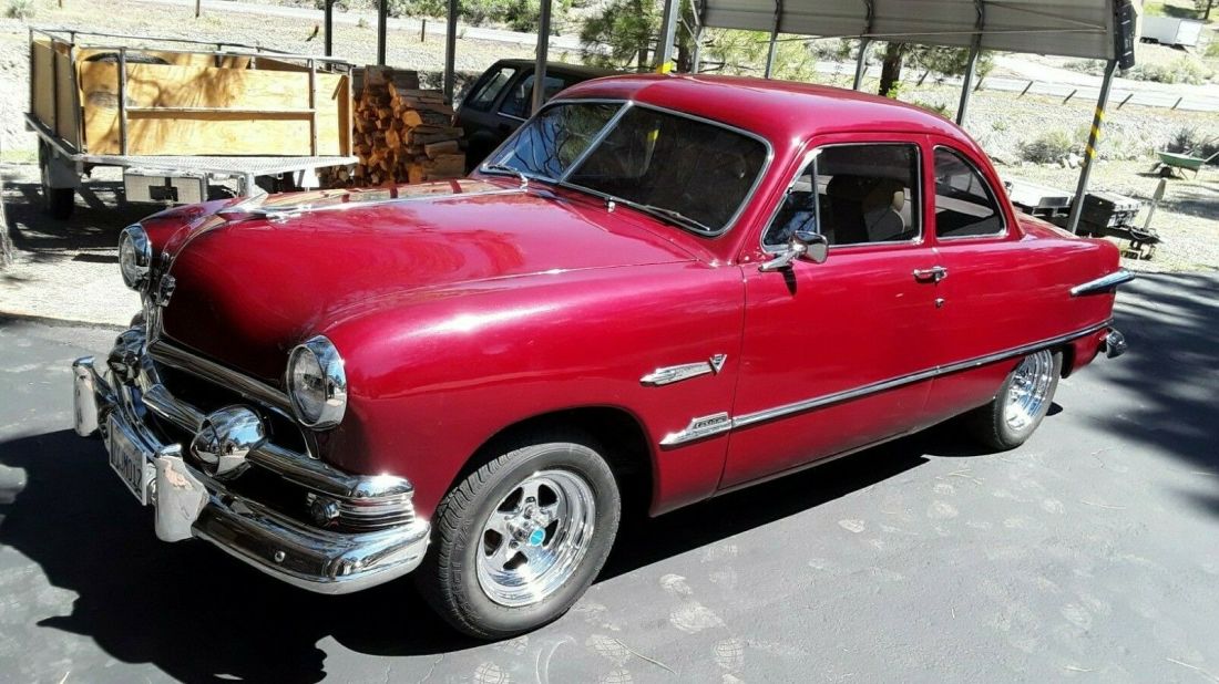 1951 Ford Deluxe - photo 2