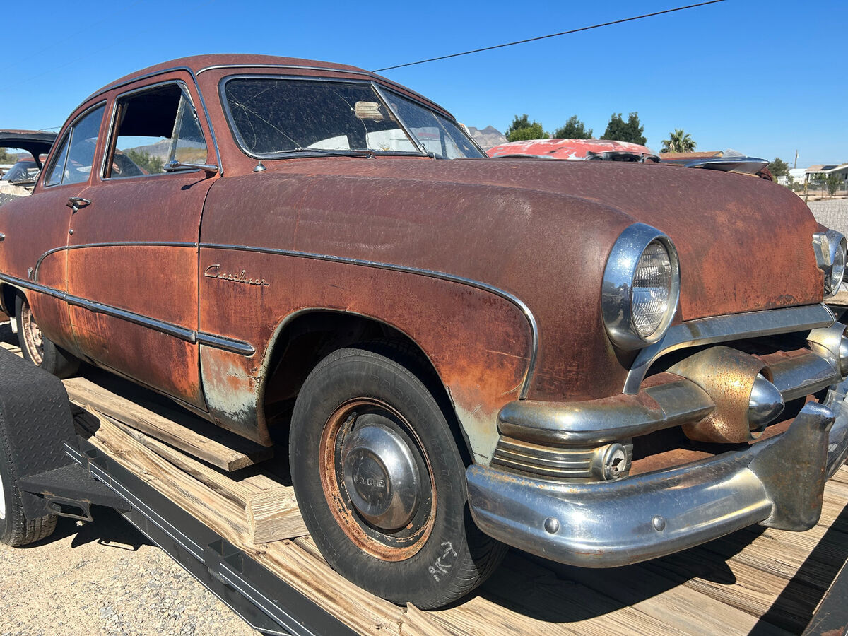 1951 Ford Crestline - photo 3
