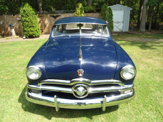 1951 Ford SEDAN Custom - photo 2