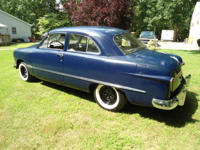 1951 Ford SEDAN Custom - photo 3