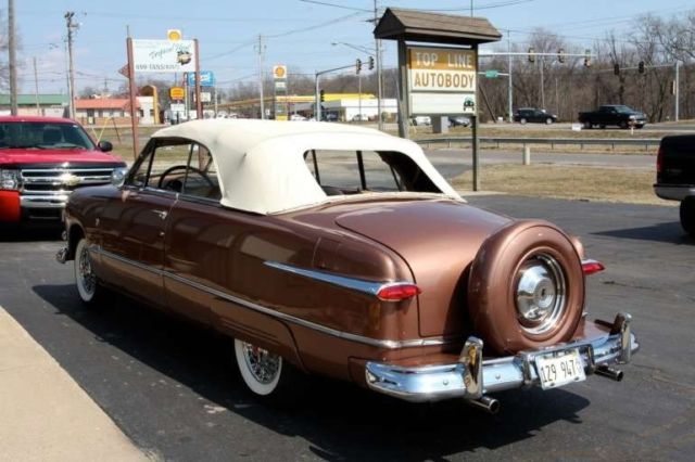 1951 Ford Custom Deluxe Convertible - photo 4