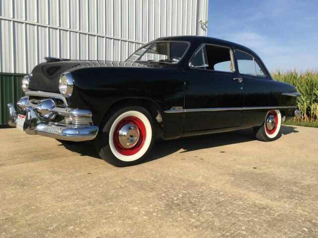 1951 Ford Custom Deluxe - photo 5