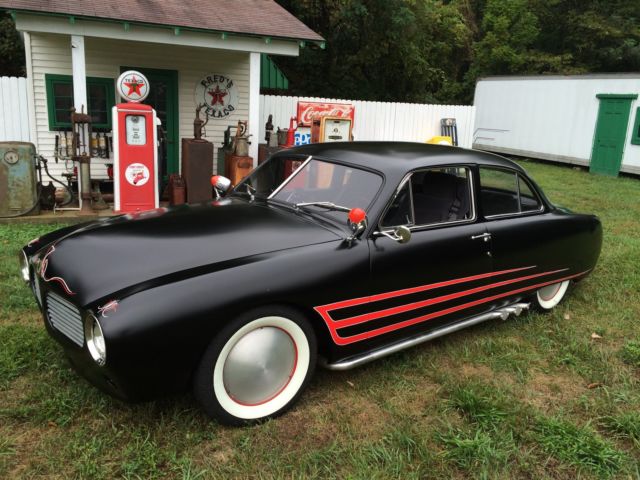 1951 Ford Custom Hot Rod Shoebox / Sectioned / Pancaked / Pin Striped / Lowride 1951 Ford