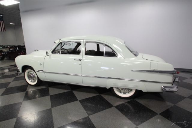 1951 Ford Custom - photo 8