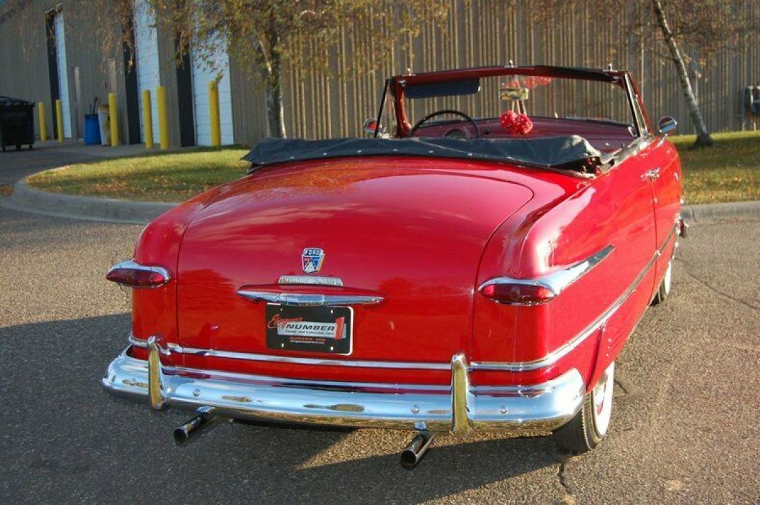 1951 Ford Deluxe 2 Door Convertible - photo 7